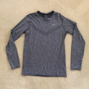 Nike Dri-FIT Charcoal Running Tee Women’s Medium